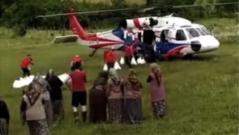 Depremde ulaşımın kesildiği köyde helikopterle kurtarılmışlardı - Son Dakika Haberleri